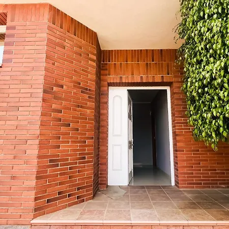 Casa Grande Con Piscina Familias 펜션